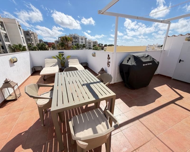 2 soveværelse Lejlighed til salg i Villamartin med swimmingpool - € 189.900 (Ref: 10167394)