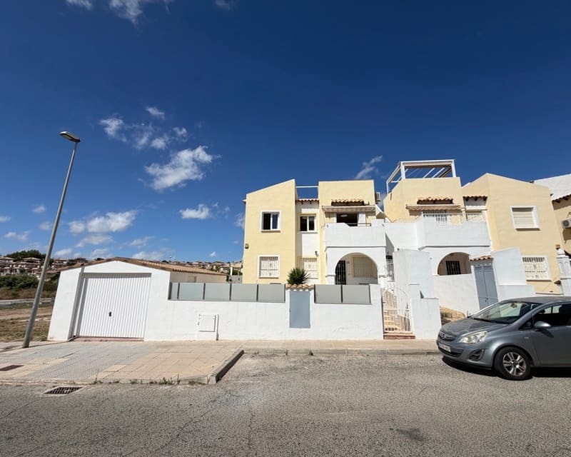 2 soveværelse Lejlighed til salg i Villamartin med swimmingpool - € 189.900 (Ref: 10167394)