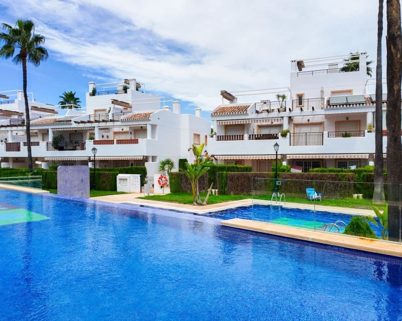 2 soveværelse Lejlighed til salg i Villamartin med swimmingpool - € 269.000 (Ref: 10167395)