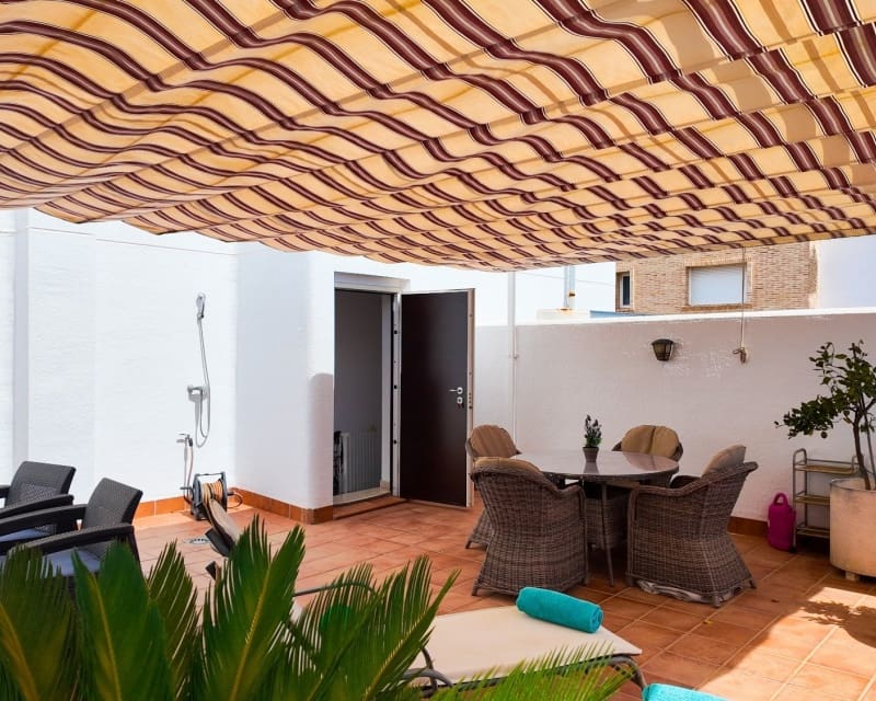 2 soveværelse Lejlighed til salg i Villamartin med swimmingpool - € 269.000 (Ref: 10167395)