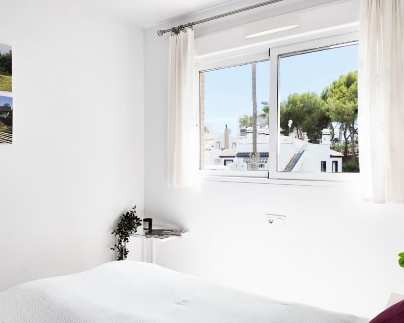 2 soveværelse Lejlighed til salg i Villamartin med swimmingpool - € 269.000 (Ref: 10167395)