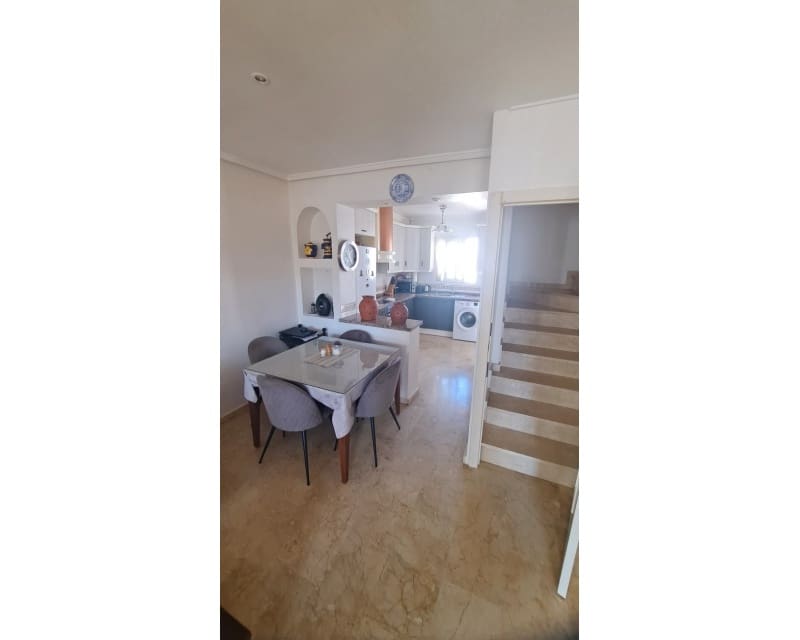 2 quarto Casa em Banda para venda em Villamartin com piscina - 249 995 € (Ref: 10167398)