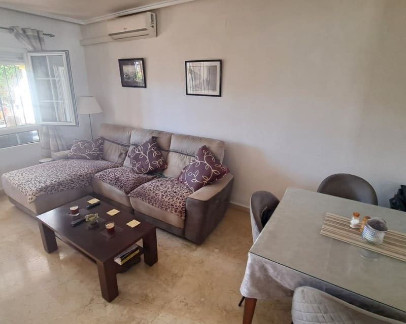 2 quarto Casa em Banda para venda em Villamartin com piscina - 249 995 € (Ref: 10167398)