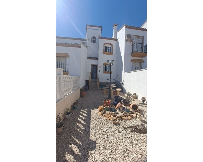 2 quarto Casa em Banda para venda em Villamartin com piscina - 249 995 € (Ref: 10167398)