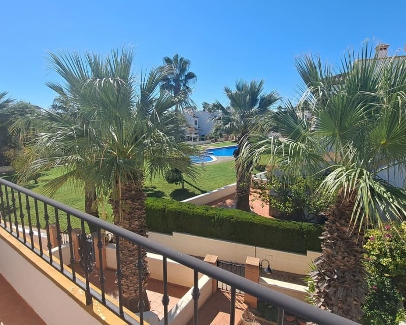 2 quarto Casa em Banda para venda em Villamartin com piscina - 249 995 € (Ref: 10167398)