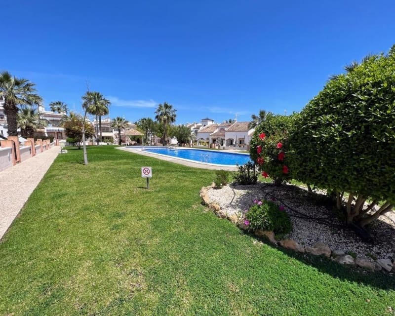 2 quarto Casa em Banda para venda em Villamartin com piscina - 249 995 € (Ref: 10167398)