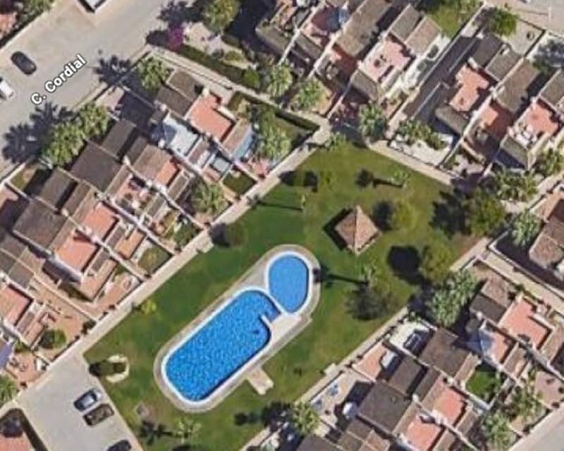 2 quarto Casa em Banda para venda em Villamartin com piscina - 249 995 € (Ref: 10167398)