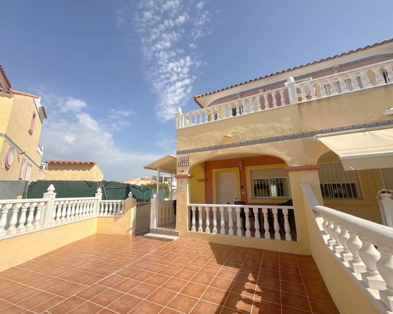 3 bedroom Townhouse for sale in La Zenia with pool garage - € 269,950 (Ref: 10167401)