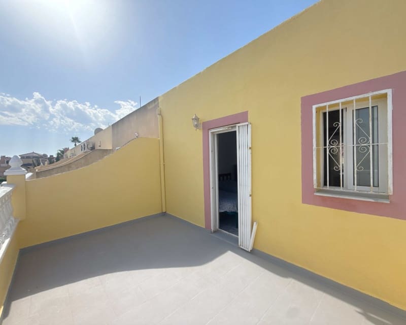 3 bedroom Townhouse for sale in La Zenia with pool garage - € 269,950 (Ref: 10167401)