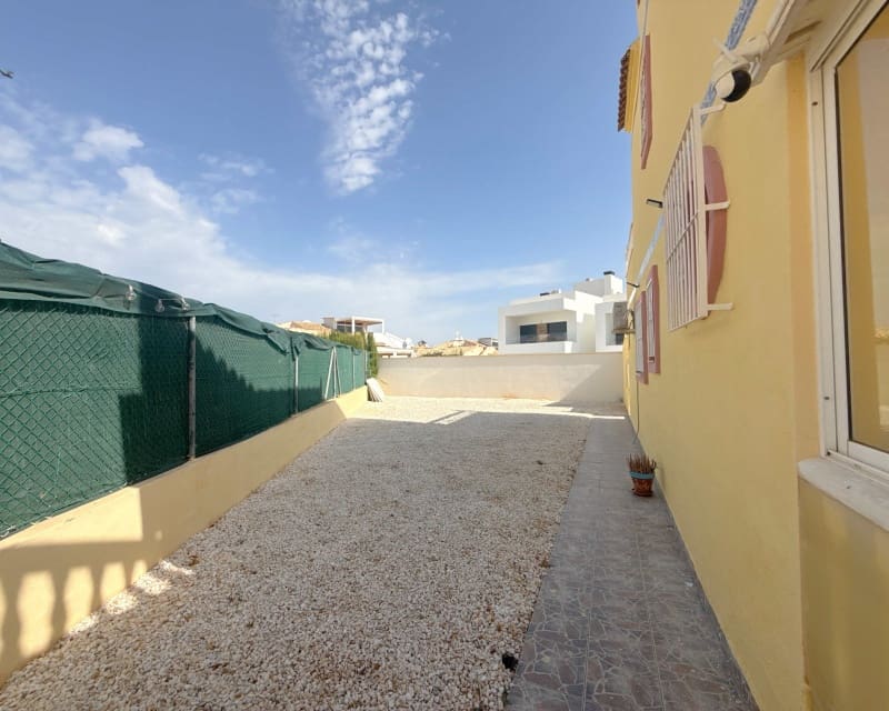 3 bedroom Townhouse for sale in La Zenia with pool garage - € 269,950 (Ref: 10167401)