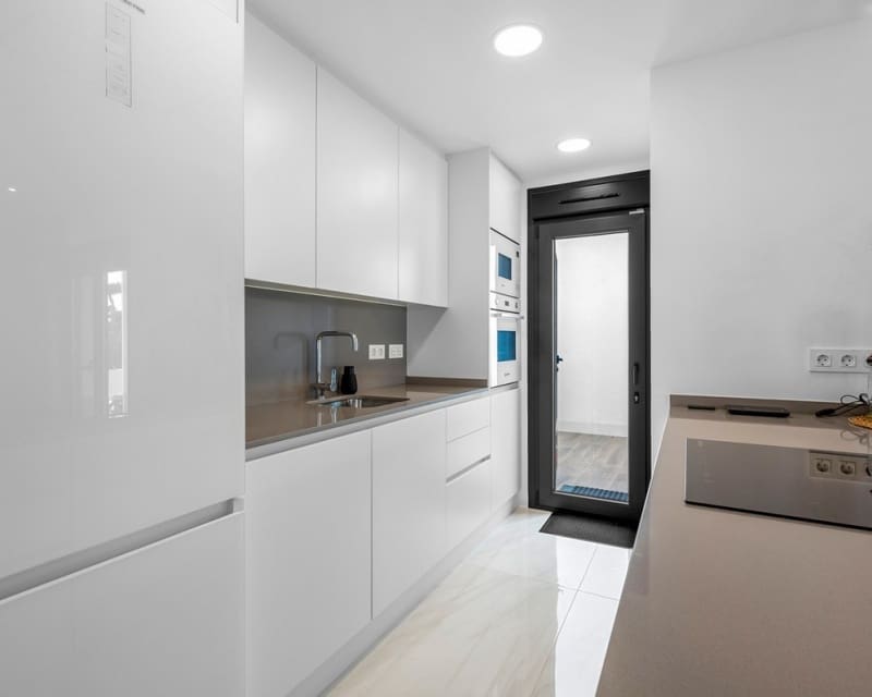 Chalet de 3 habitaciones en Los Montesinos en venta con piscina - 469.000 € (Ref: 10167404)