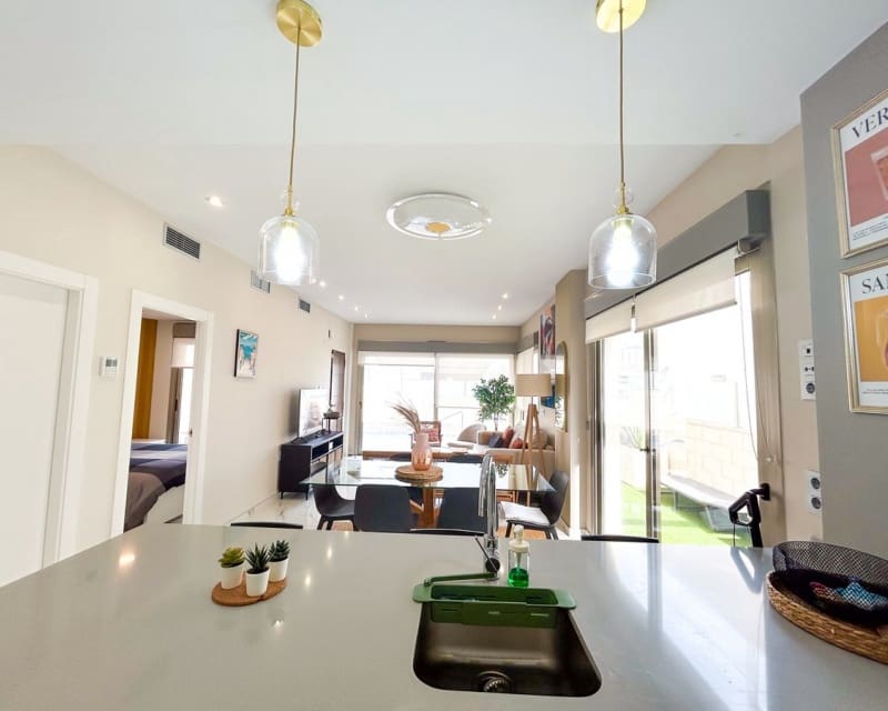 3 makuuhuone Huvila myytävänä paikassa Villamartin mukana uima-altaan - 379 995 € (Ref: 10167405)