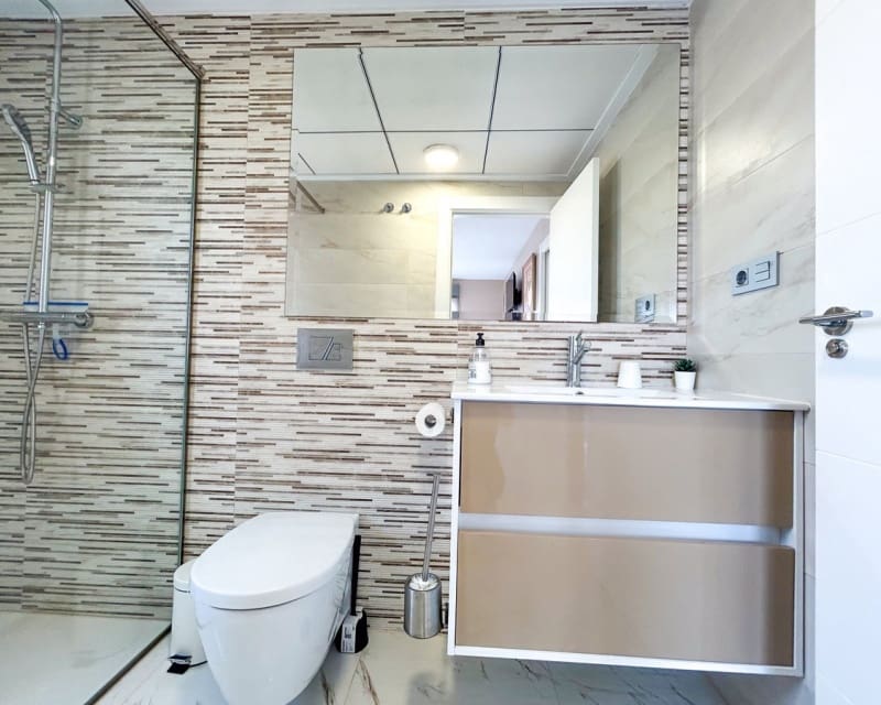 3 makuuhuone Huvila myytävänä paikassa Villamartin mukana uima-altaan - 379 995 € (Ref: 10167405)