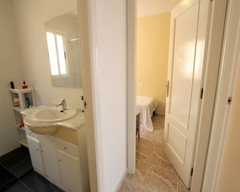 2 soverom Hus til salgs i Villamartin med svømmebasseng - € 179 995 (Ref: 10167413)