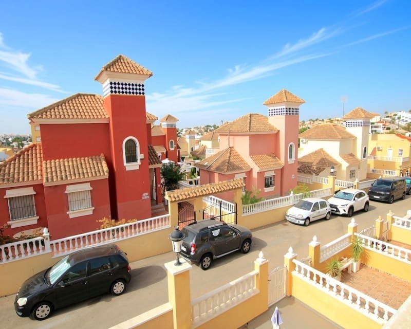 2 soverom Hus til salgs i Villamartin med svømmebasseng - € 179 995 (Ref: 10167413)