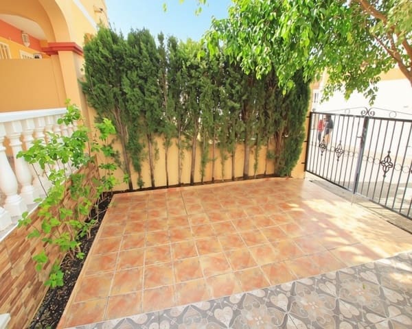 Casa de 2 habitaciones en Villamartin, Orihuela en venta con piscina garaje - 199.000 € (Ref: 10167414)