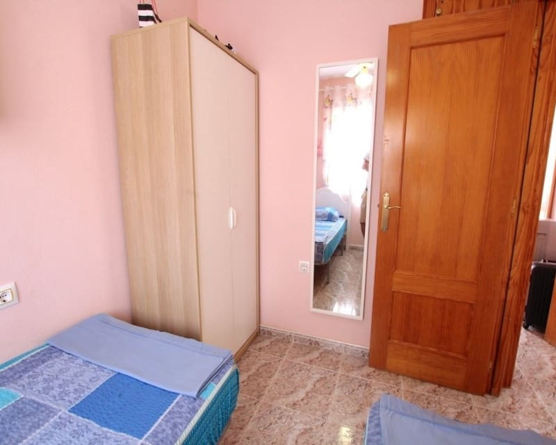 Casa de 2 habitaciones en Villamartin en venta con piscina garaje - 199.000 € (Ref: 10167414)