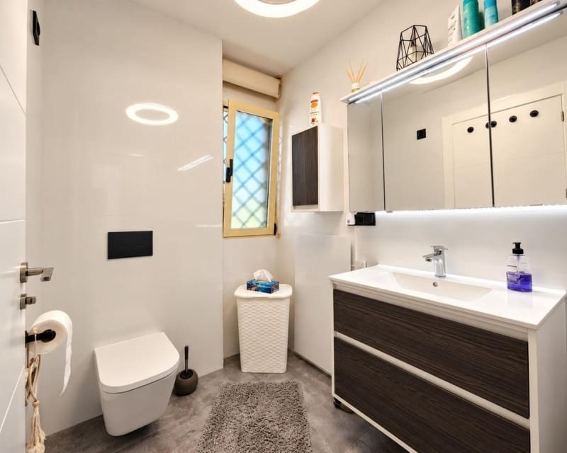 3 slaapkamer Villa te koop in Pilar de la Horadada met zwembad - € 395.000 (Ref: 10167415)