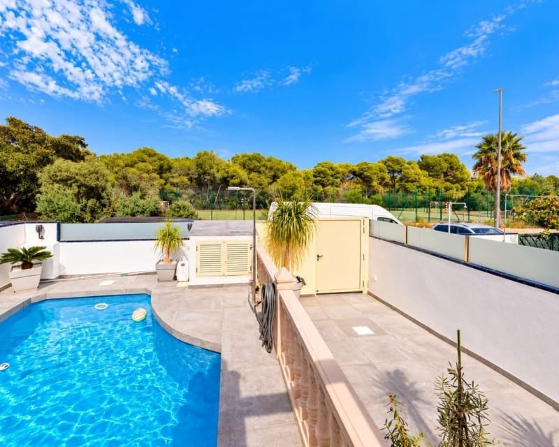 3 slaapkamer Villa te koop in Pilar de la Horadada met zwembad - € 395.000 (Ref: 10167415)