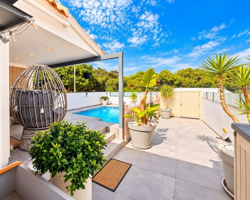 3 slaapkamer Villa te koop in Pilar de la Horadada met zwembad - € 395.000 (Ref: 10167415)