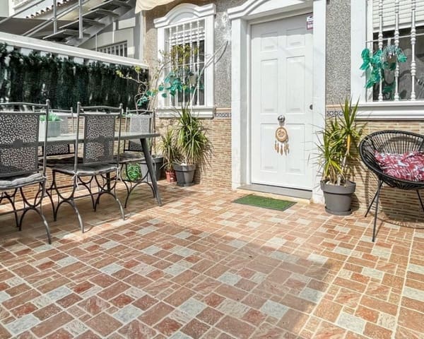 Chalet de 3 habitaciones en El Chaparral - La Siesta - La Torreta, Torrevieja en venta - 165.000 € (Ref: 10167416)