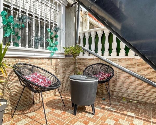 Chalet de 3 habitaciones en El Chaparral - La Siesta - La Torreta, Torrevieja en venta - 165.000 € (Ref: 10167416)