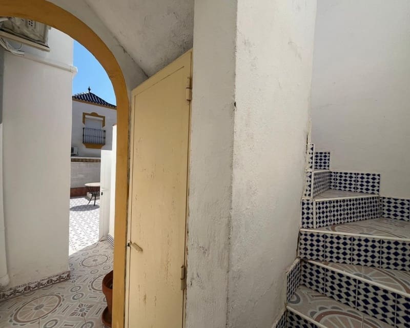 2 bedroom Villa for sale in Los Altos with pool - € 165,000 (Ref: 10167417)