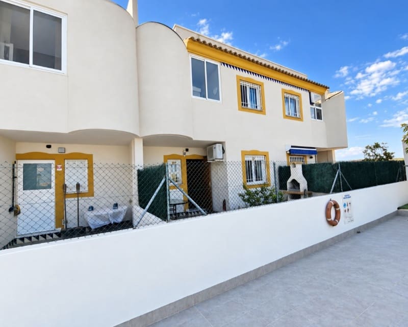 2 slaapkamer Appartement te koop in Guardamar del Segura met zwembad garage - € 145.000 (Ref: 10167419)