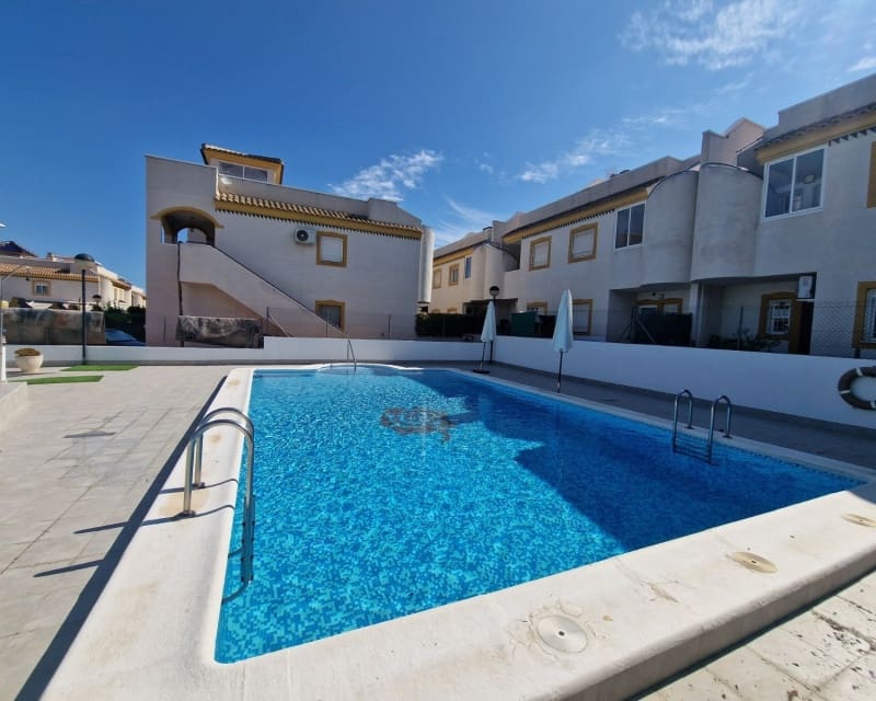 2 slaapkamer Appartement te koop in Guardamar del Segura met zwembad garage - € 145.000 (Ref: 10167419)