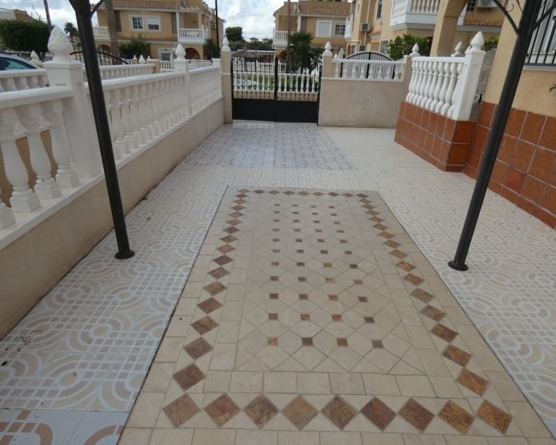 3 bedroom Townhouse for sale in Cabo Roig with pool - € 249,995 (Ref: 10167507)