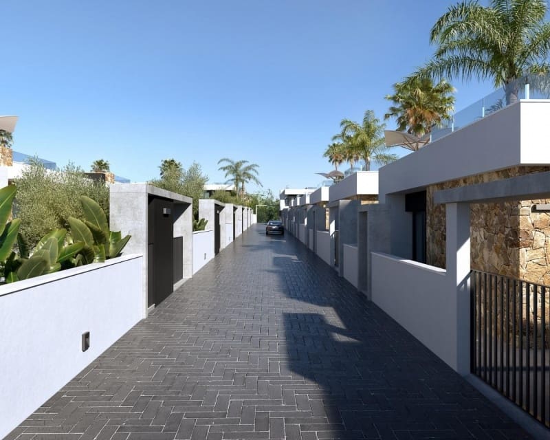 4 slaapkamer Villa te koop in Ciudad Quesada met zwembad garage - € 799.000 (Ref: 10168897)
