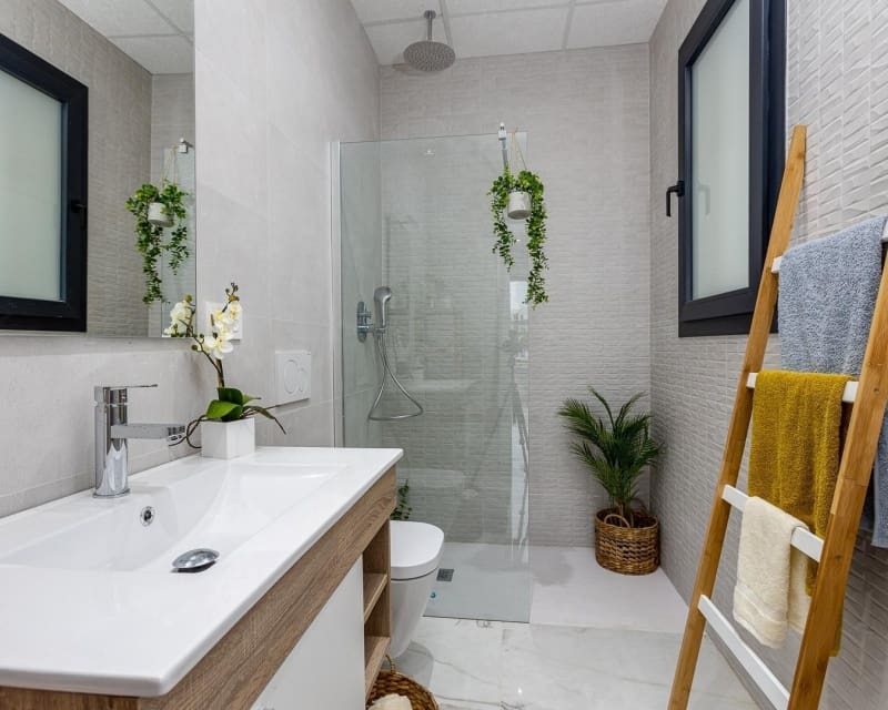 4 slaapkamer Villa te koop in Ciudad Quesada met zwembad garage - € 799.000 (Ref: 10168897)