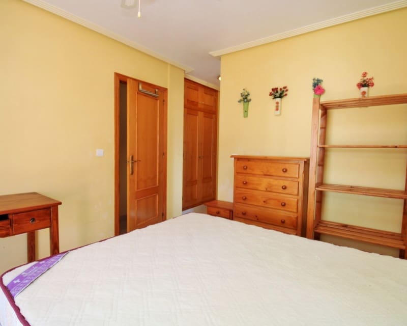 3 chambre Appartement à vendre à Playa Flamenca avec piscine garage - 169 000 € (Ref: 10170163)