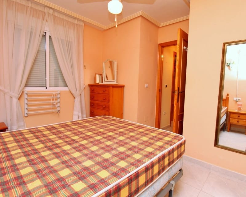 3 chambre Appartement à vendre à Playa Flamenca avec piscine garage - 169 000 € (Ref: 10170163)