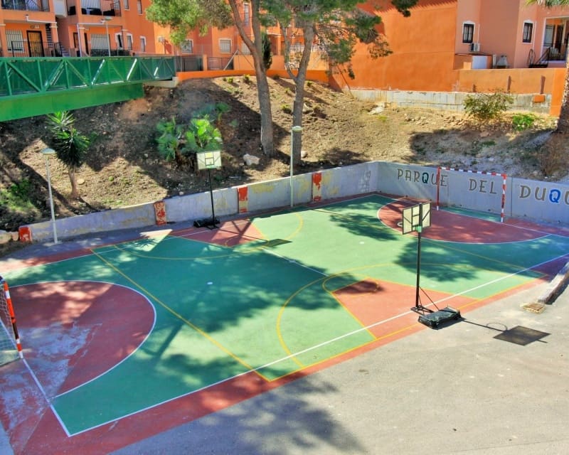 3 chambre Appartement à vendre à Playa Flamenca avec piscine garage - 169 000 € (Ref: 10170163)