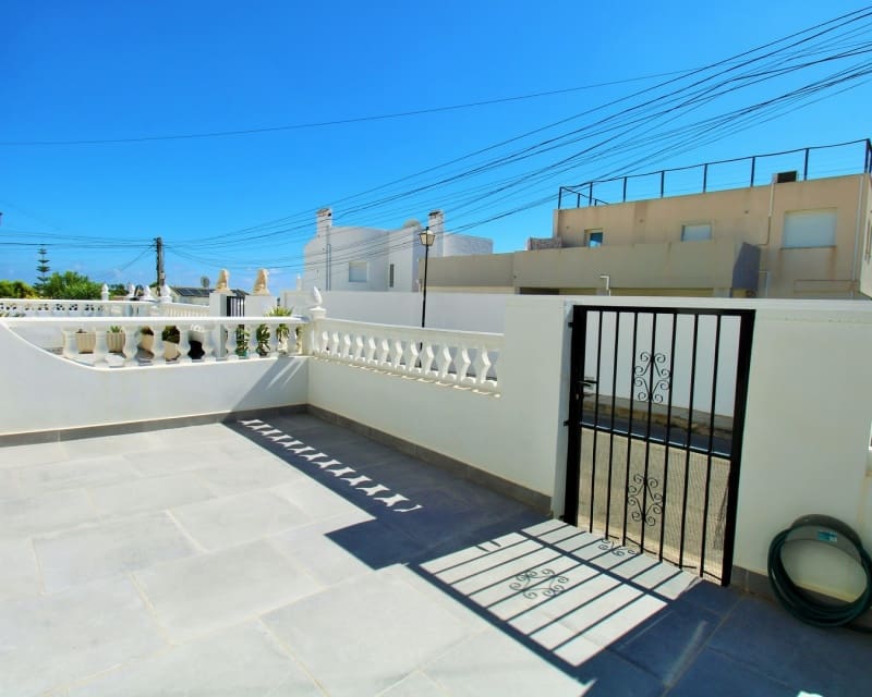 2 bedroom Bungalow for sale in Villamartin - € 149,995 (Ref: 10170164)