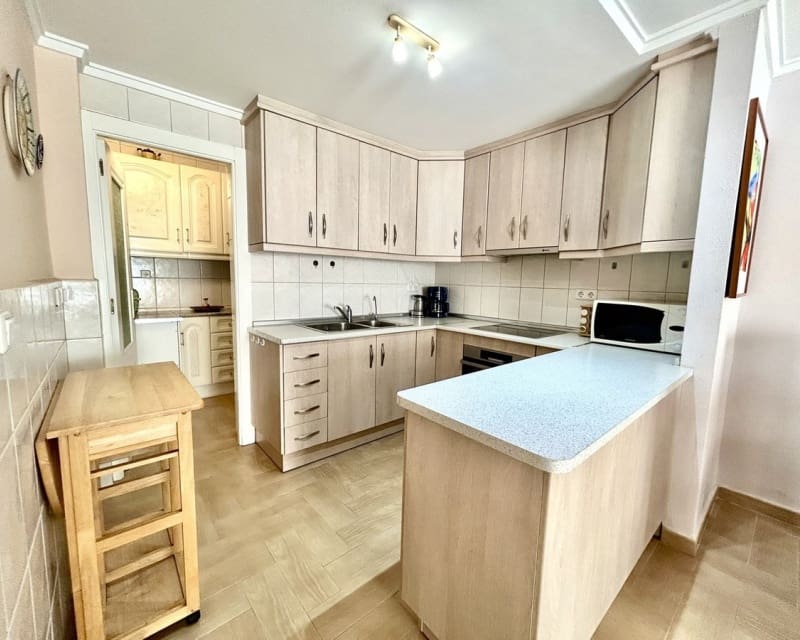 Casa de 3 habitaciones en Torrevieja en venta - 199.000 € (Ref: 10175715)