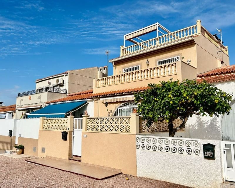 Casa de 3 habitaciones en Torrevieja en venta - 199.000 € (Ref: 10175715)