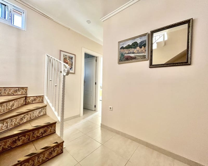 Casa de 3 habitaciones en Torrevieja en venta - 199.000 € (Ref: 10175715)