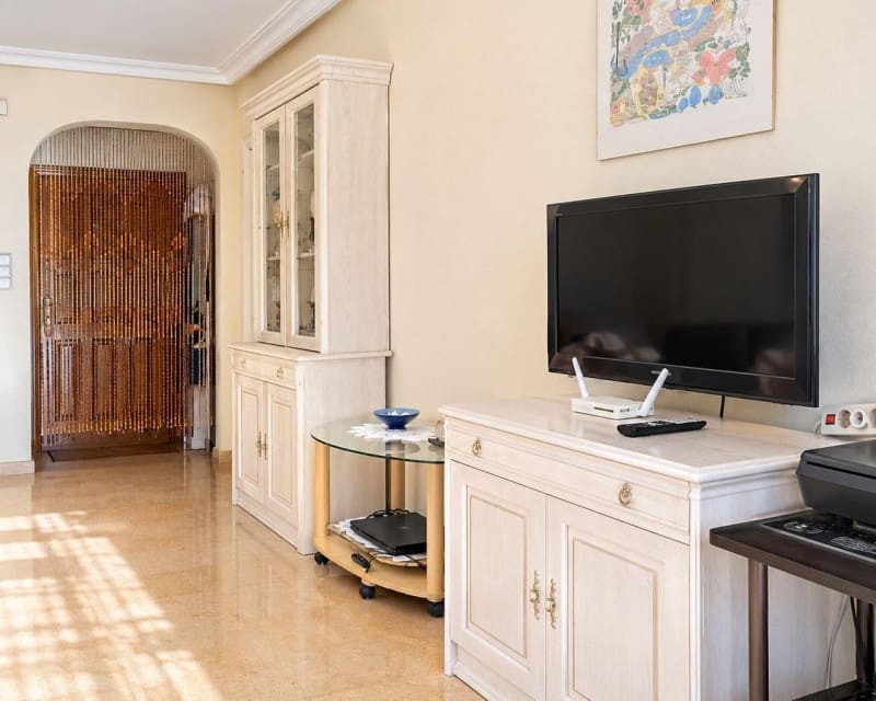 Chalet de 2 habitaciones en Cabo Roig en venta con piscina garaje - 198.000 € (Ref: 10175717)