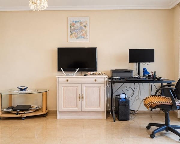 Chalet de 2 habitaciones en Cabo Roig, Orihuela en venta con piscina garaje - 198.000 € (Ref: 10175717)