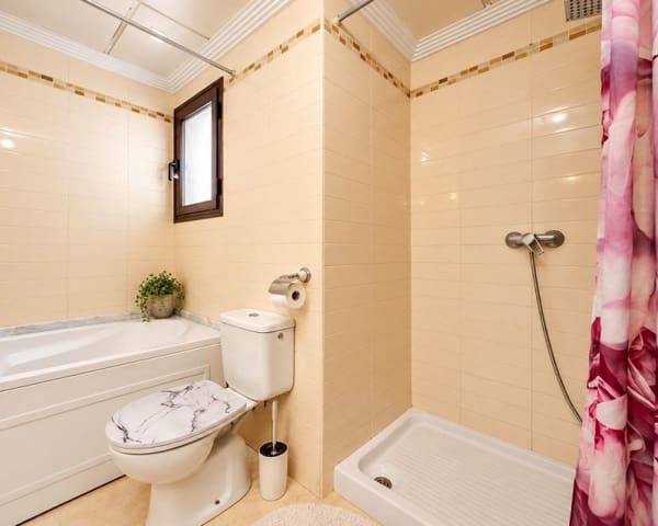 2 slaapkamer Appartement te koop in Cabo Roig, Orihuela met zwembad - € 233.000 (Ref: 10179329)