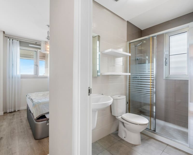 2 sovrum Lägenhet till salu i Villamartin med pool garage - 219 900 € (Ref: 10179330)