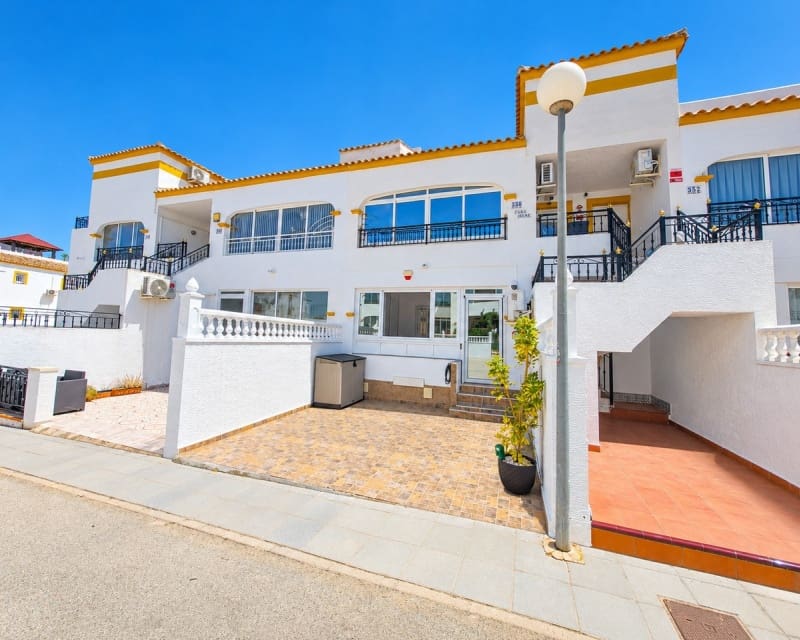 2 soveværelse Lejlighed til salg i Los Montesinos med swimmingpool garage - € 135.000 (Ref: 10179331)
