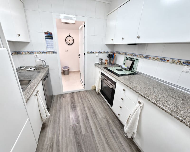 2 soveværelse Lejlighed til salg i Los Montesinos med swimmingpool garage - € 135.000 (Ref: 10179331)