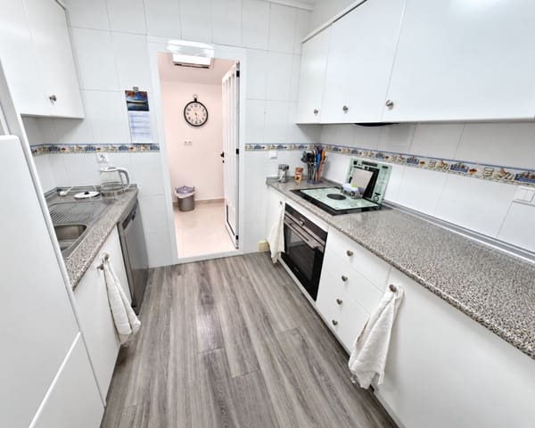 2 soveværelse Lejlighed til salg i Los Montesinos med swimmingpool garage - € 135.000 (Ref: 10179331)