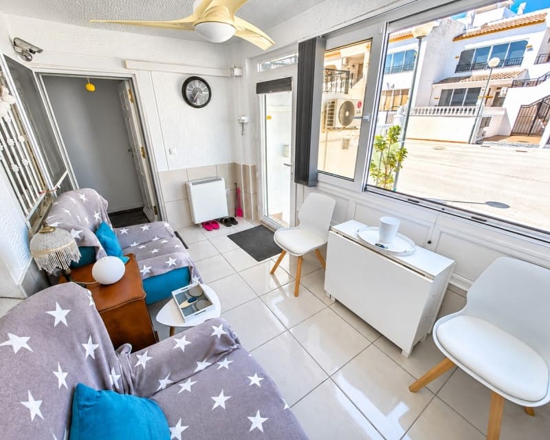 2 soveværelse Lejlighed til salg i Los Montesinos med swimmingpool garage - € 135.000 (Ref: 10179331)