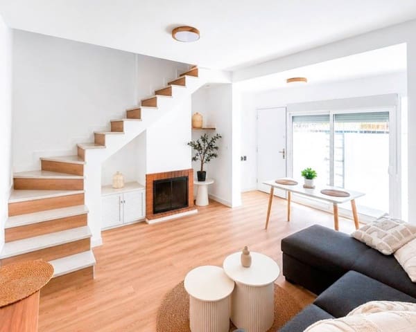 3 soveværelse Byhus til salg i Los Altos med swimmingpool garage - € 239.000 (Ref: 10179333)