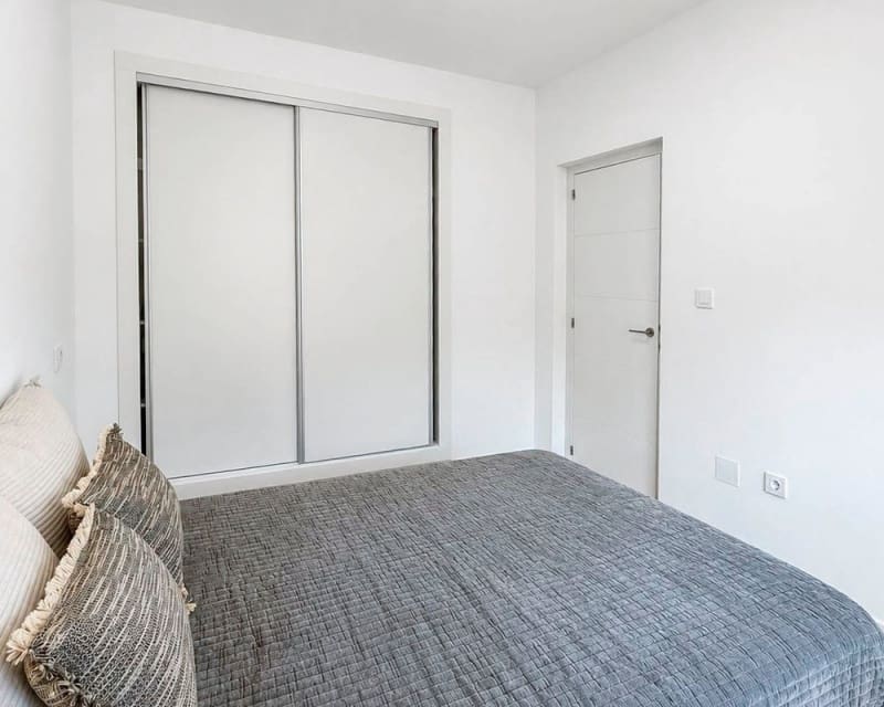 3 bedroom Townhouse for sale in Los Altos with pool garage - € 239,000 (Ref: 10179333)