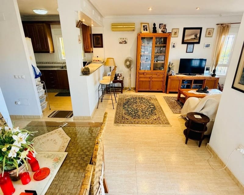 3 soveværelse Villa til salg i Los Montesinos med garage - € 255.000 (Ref: 10179335)